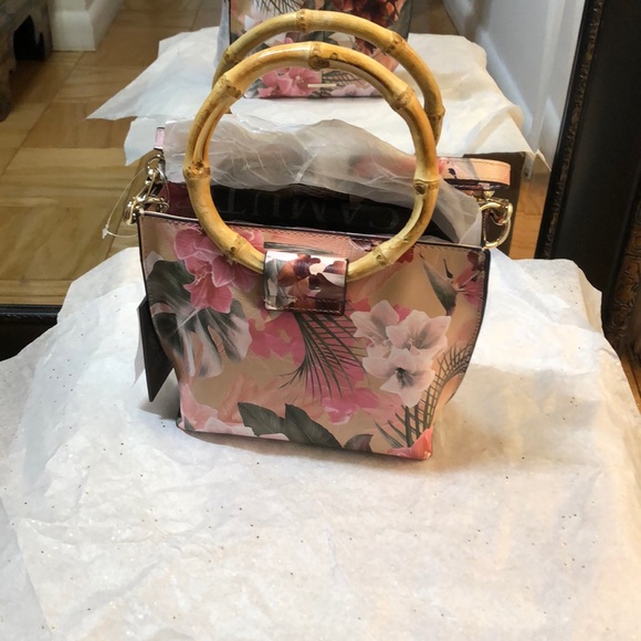 Vince Camuto Floral Ring Handle Bag NWOT - Picture 3 of 5